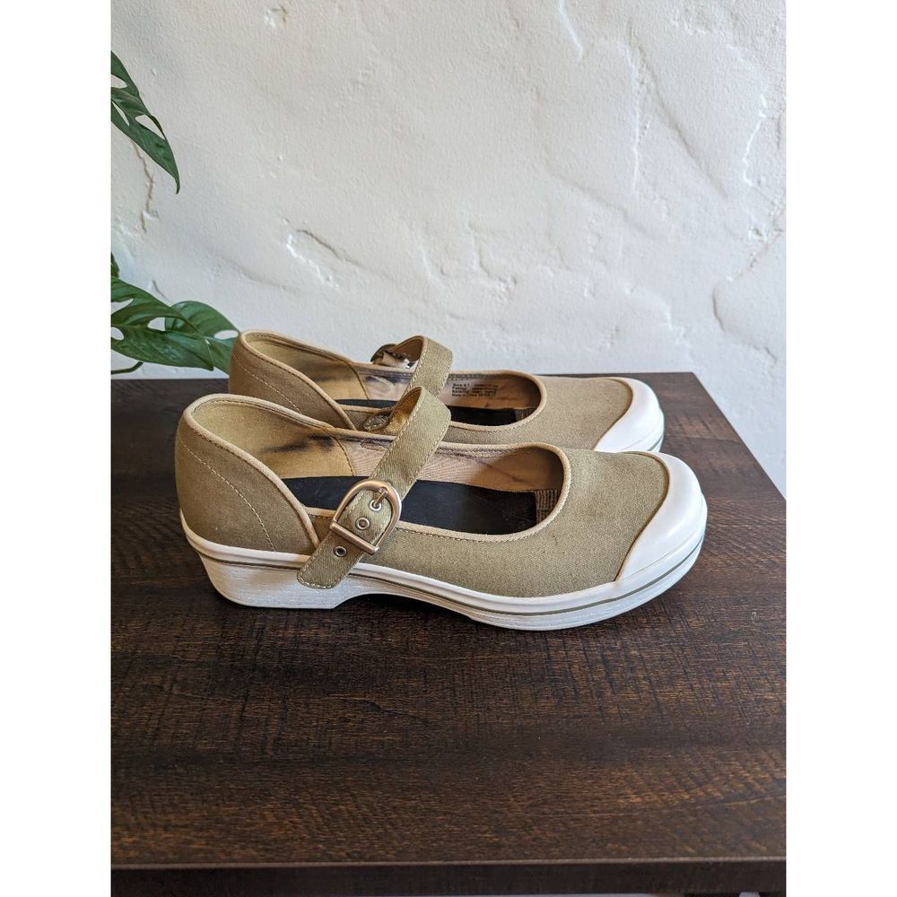 Dansko Valerie Canvas Sand Mary Jane Women's Comfort Shoes - Size 41